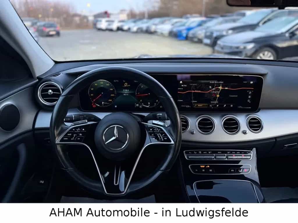 Mercedes-Benz E 220 d T Avantgarde|FACELIFT|MBUX|AHK|KAM|LED 11/2020-photo-24
