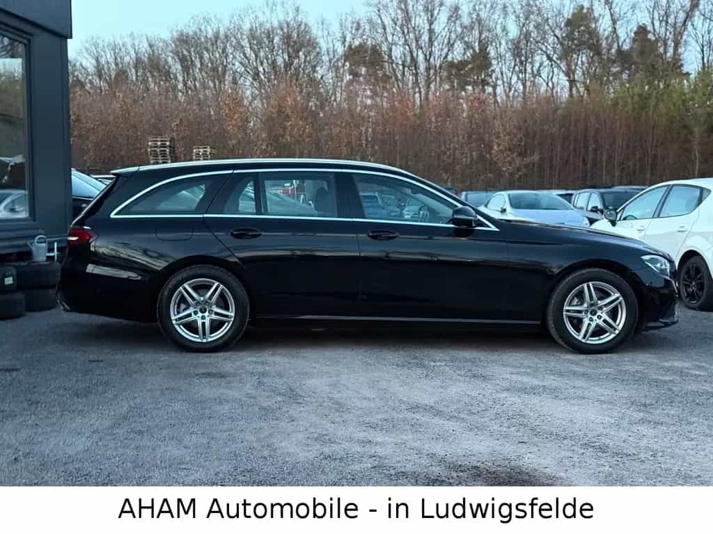 Mercedes-Benz E 220 d T Avantgarde|FACELIFT|MBUX|AHK|KAM|LED 11/2020-photo-7
