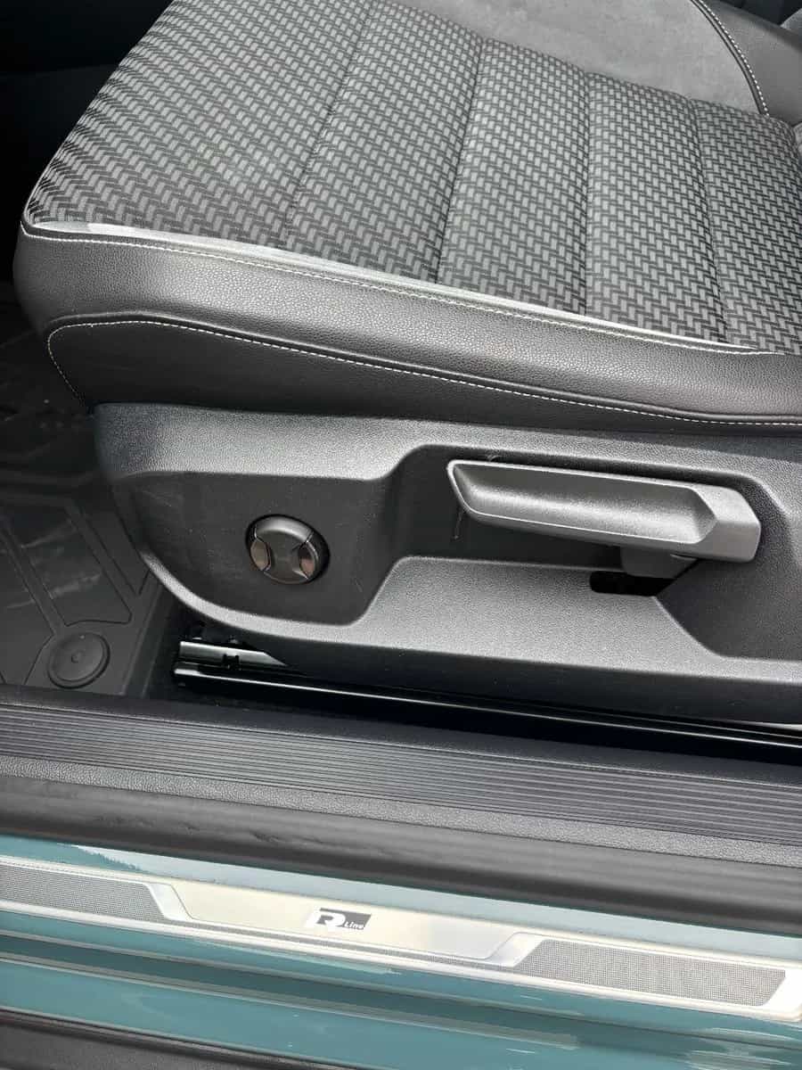 Volkswagen T-Roc 11/2021-photo-32