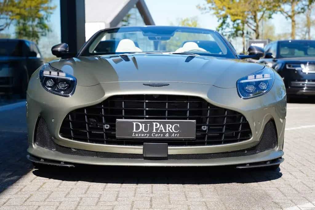 Aston Martin DB12 4.0 V8 Volante Carbon NEW SERVICE 08/2024-photo-10