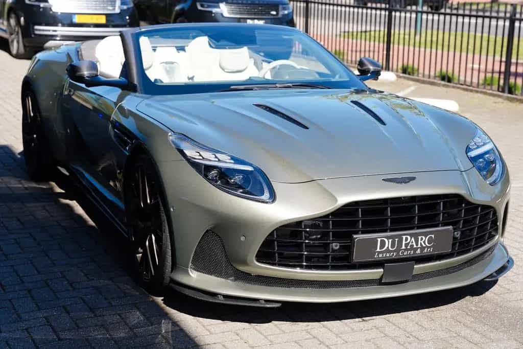 Aston Martin DB12 4.0 V8 Volante Carbon NEW SERVICE 08/2024-photo-11