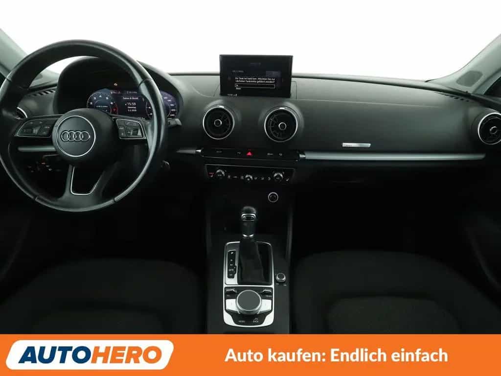 Audi A3 Limousine 1.4 TFSI ACT ACT Aut.*NAV*XENON* 05/2017-photo-11