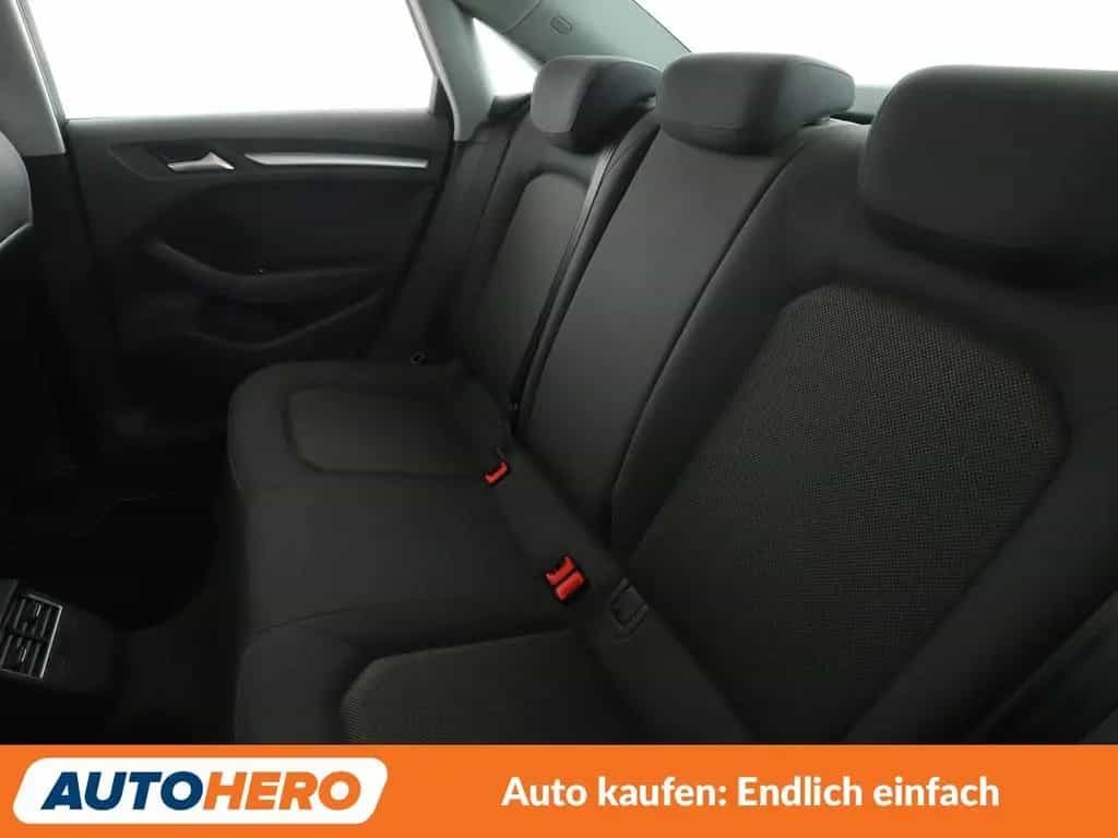 Audi A3 Limousine 1.4 TFSI ACT ACT Aut.*NAV*XENON* 05/2017-photo-13