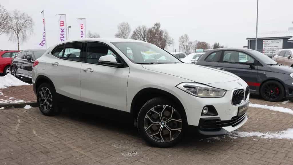 BMW X2 sDrive 20 i Advantage Plus Navi LED Kamera 12/2019-photo-2