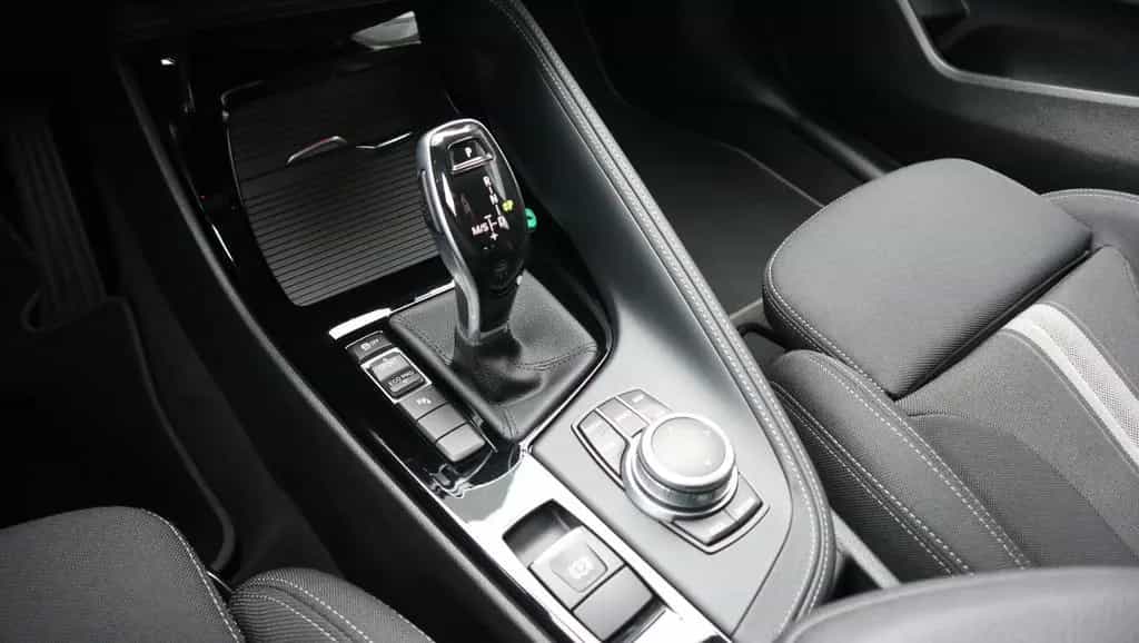 BMW X2 sDrive 20 i Advantage Plus Navi LED Kamera 12/2019-photo-24