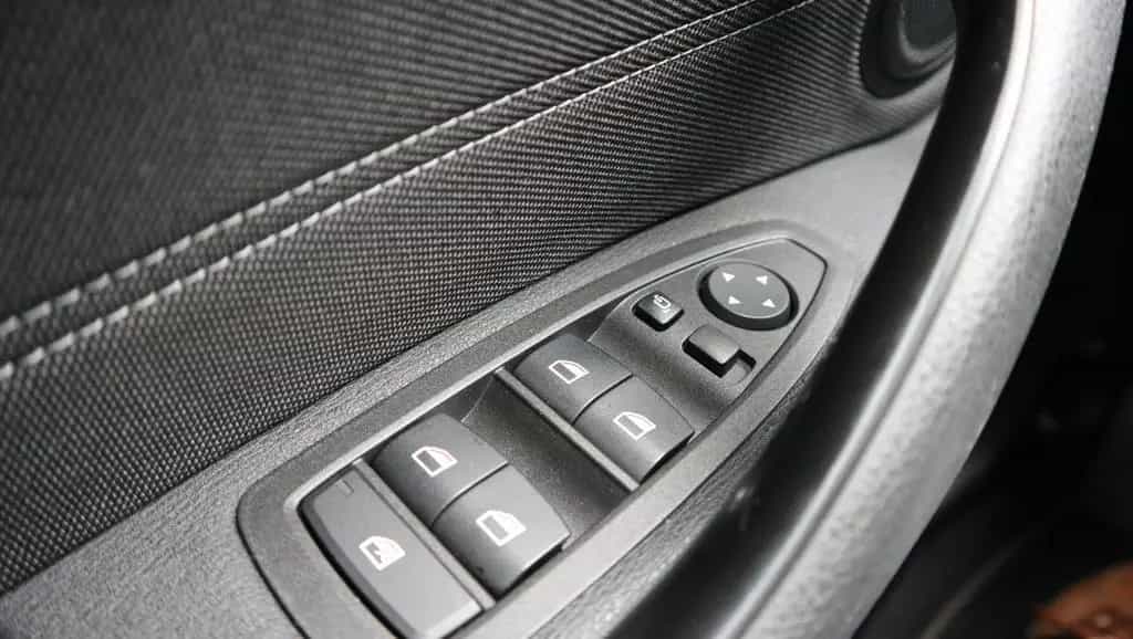 BMW X2 sDrive 20 i Advantage Plus Navi LED Kamera 12/2019-photo-27