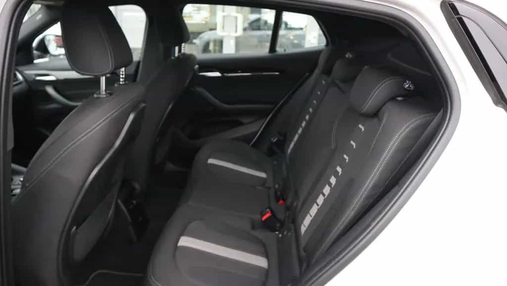 BMW X2 sDrive 20 i Advantage Plus Navi LED Kamera 12/2019-photo-34