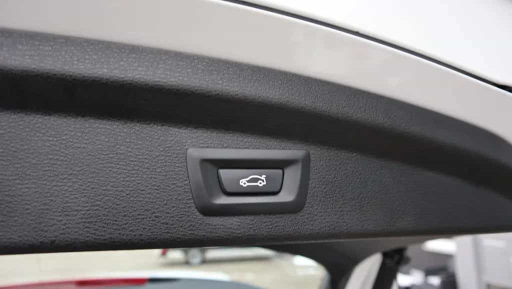 BMW X2 sDrive 20 i Advantage Plus Navi LED Kamera 12/2019-photo-36