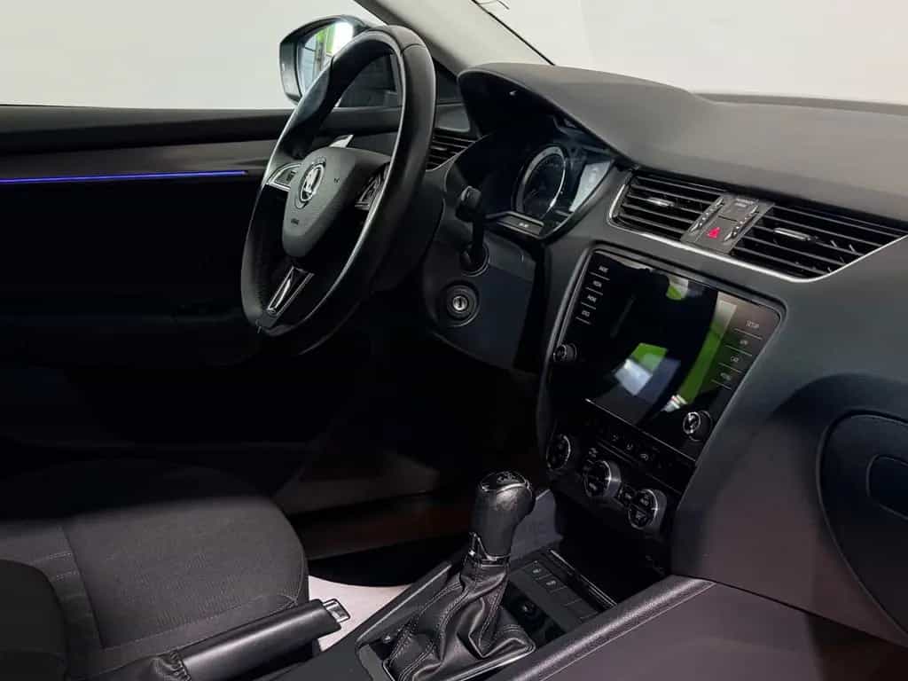 Skoda Octavia Lim. Apple/Android Tempomat Finanzierung 04/2019-photo-16