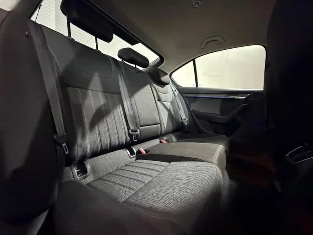 Skoda Octavia Lim. Apple/Android Tempomat Finanzierung 04/2019-photo-30