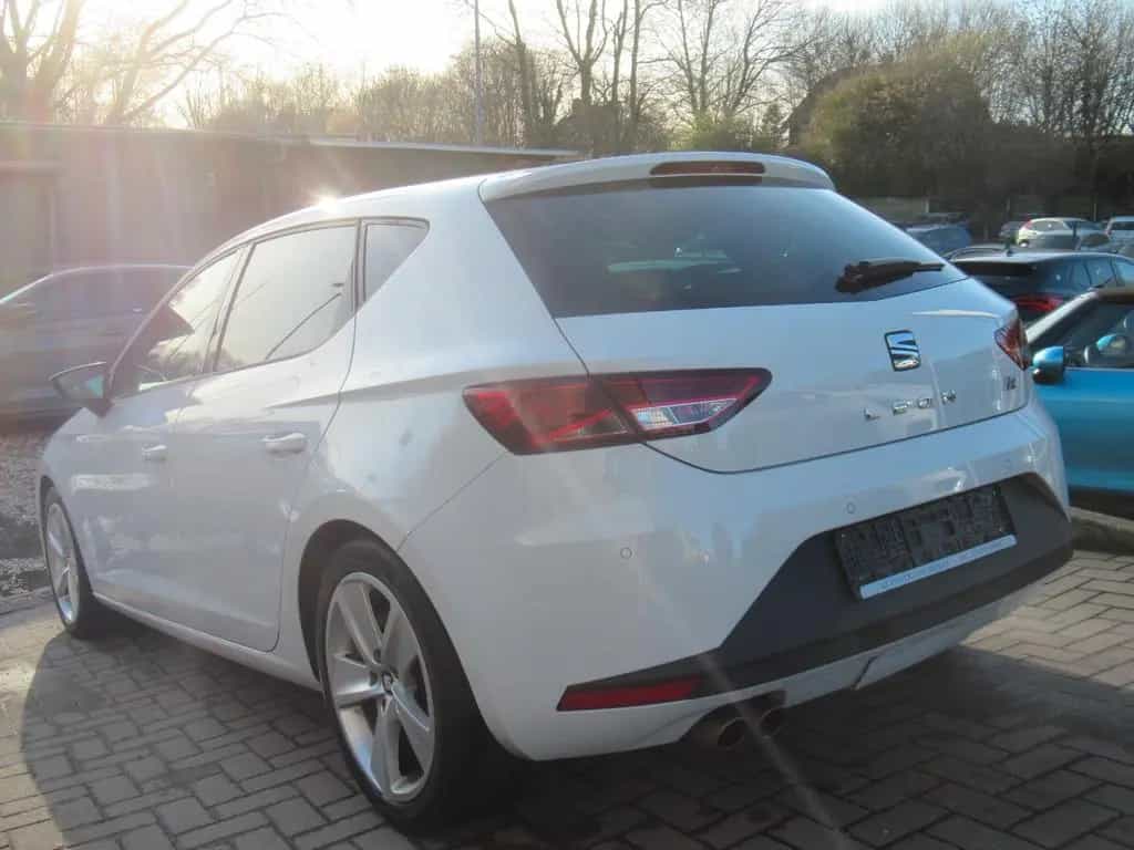 Seat Leon FR-NAVI-LED-SHZ-ALCANTARA-PDC-LEDER-17"ALU 08/2014-photo-14