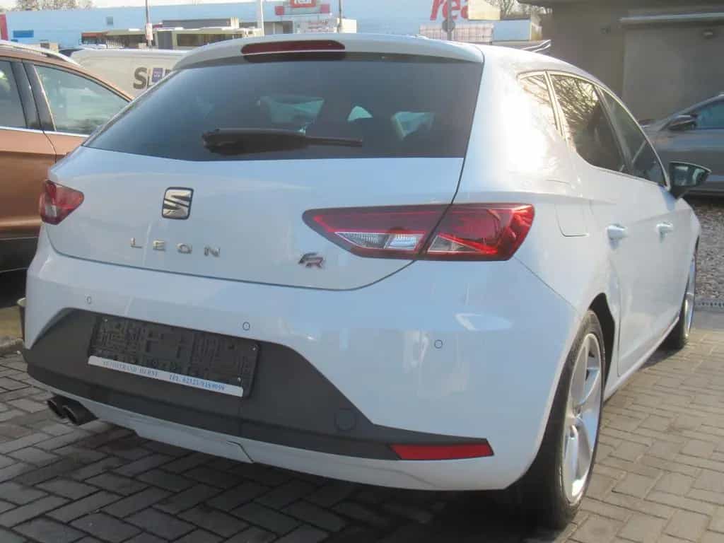 Seat Leon FR-NAVI-LED-SHZ-ALCANTARA-PDC-LEDER-17"ALU 08/2014-photo-15