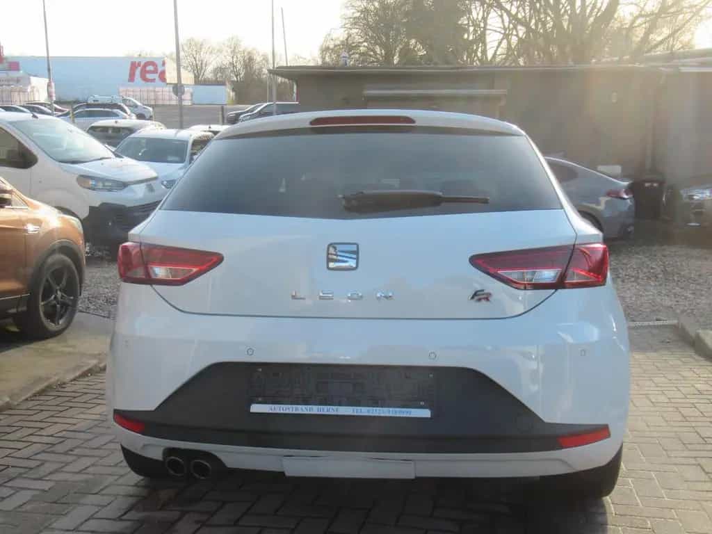 Seat Leon FR-NAVI-LED-SHZ-ALCANTARA-PDC-LEDER-17"ALU 08/2014-photo-18