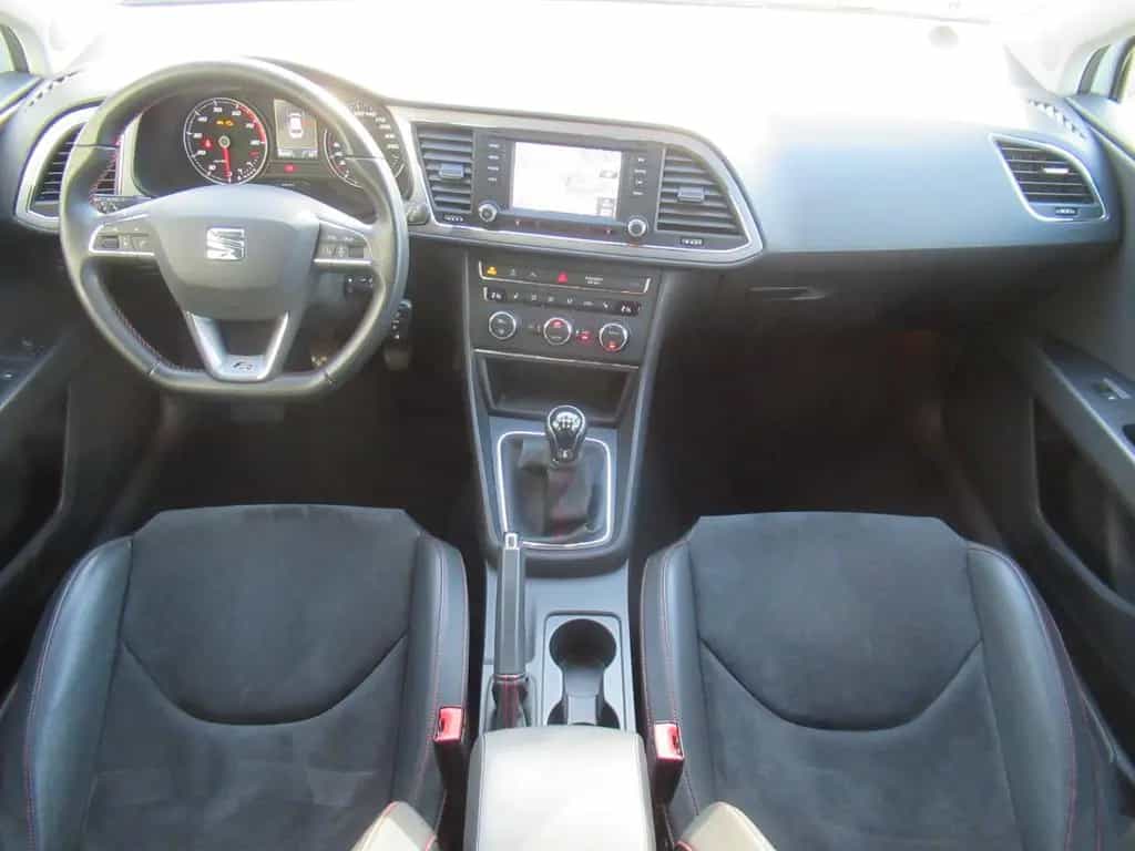 Seat Leon FR-NAVI-LED-SHZ-ALCANTARA-PDC-LEDER-17"ALU 08/2014-photo-21