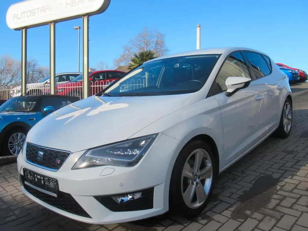 Seat Leon FR-NAVI-LED-SHZ-ALCANTARA-PDC-LEDER-17"ALU 08/2014-photo-5
