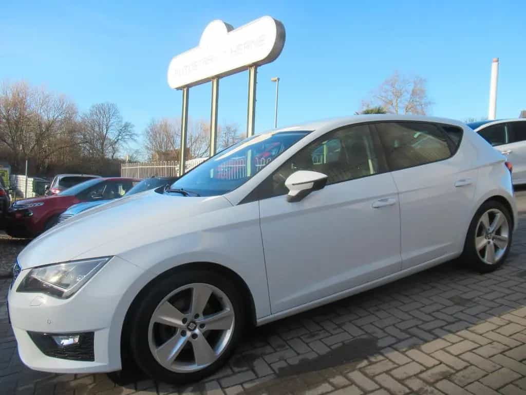 Seat Leon FR-NAVI-LED-SHZ-ALCANTARA-PDC-LEDER-17"ALU 08/2014-photo-8