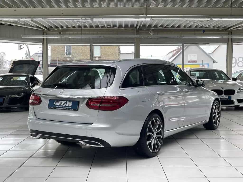 Mercedes-Benz C-Class 180 T CGI Navi Sitzh. Kamera LED GRA AHK 08/2018-photo-1