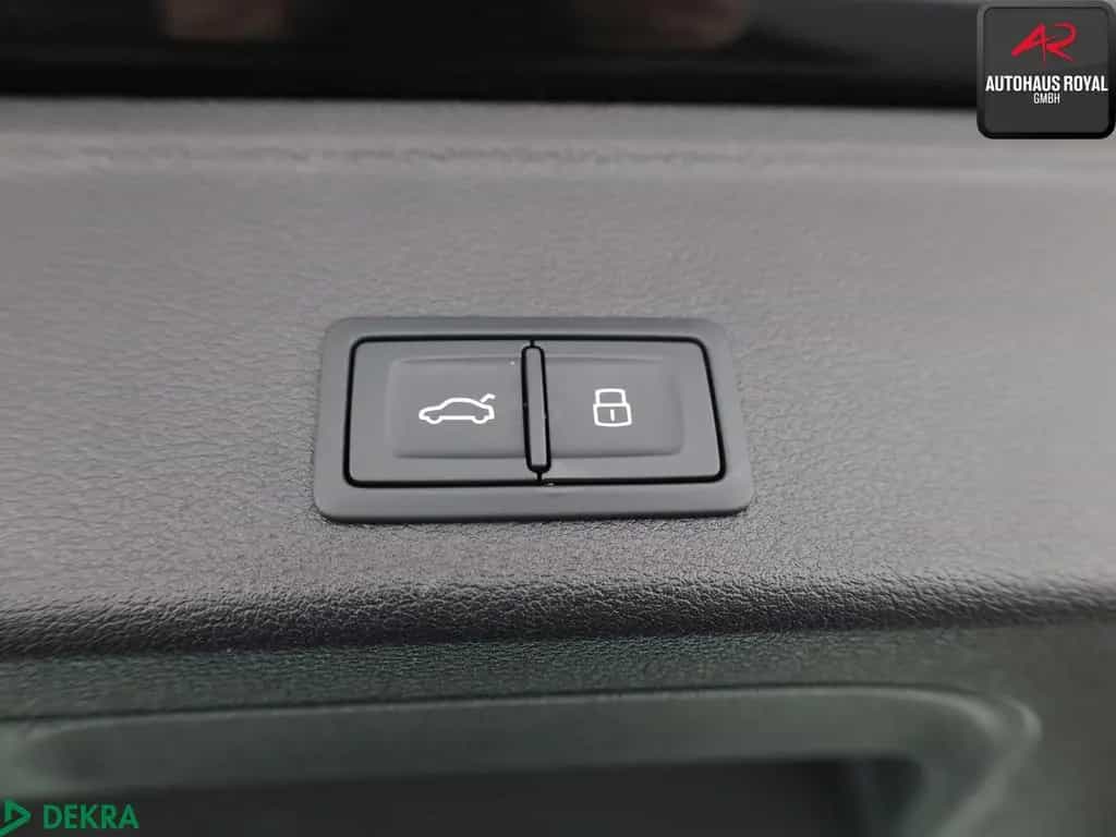 Audi A4 Avant 45 TFSI qu S LINE VIRTUAL,KEYLESS,HUD 08/2022-photo-22