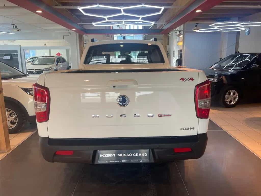 KGM Musso Grand Pickup Diesel 3,5 T Anhängelast null-photo-41