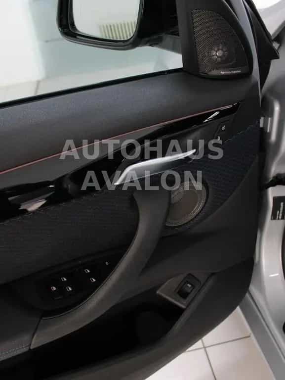 BMW X1 xDrive 25i M-SPORT*PANO~LED~KAM~HUD~AHK~H/K 11/2017-photo-11