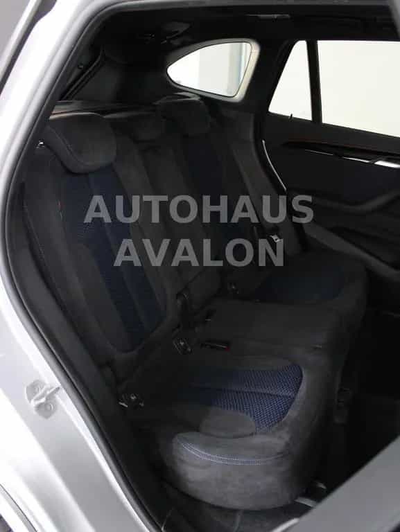 BMW X1 xDrive 25i M-SPORT*PANO~LED~KAM~HUD~AHK~H/K 11/2017-photo-31