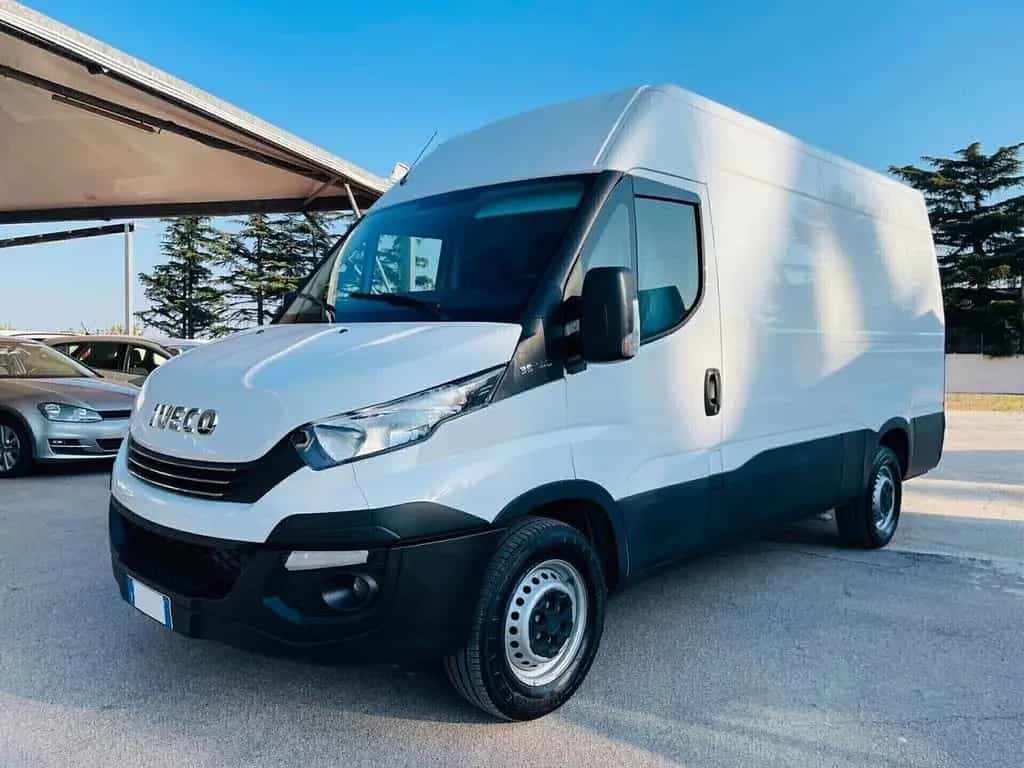 Iveco Daily 35 S14 136CV HI-MATIC L3H2 03/2019-photo-1
