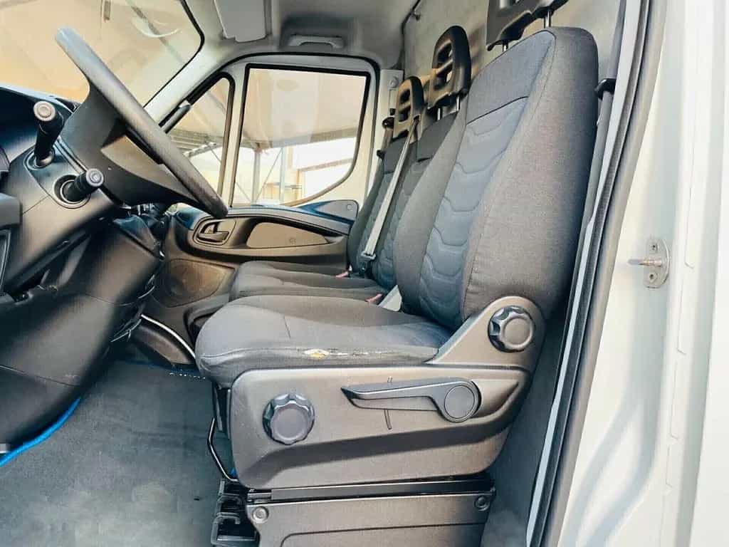 Iveco Daily 35 S14 136CV HI-MATIC L3H2 03/2019-photo-5