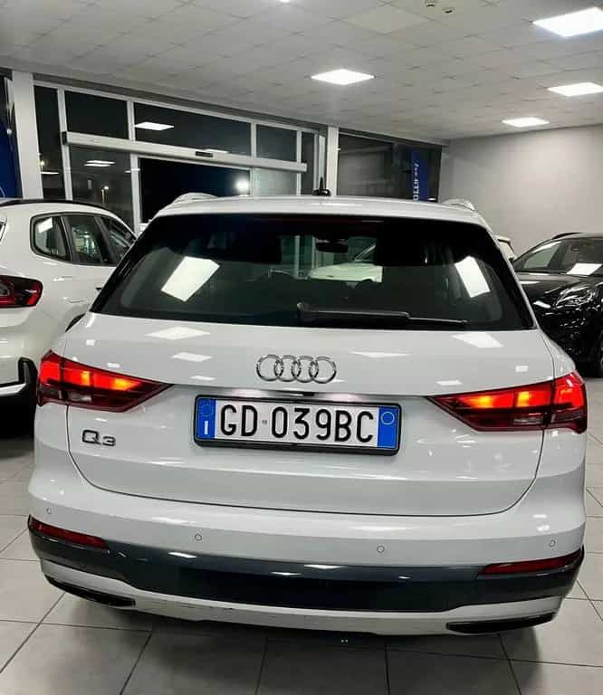 Audi Q3 35 TDI S tronic Business Advanced 11/2020-photo-4