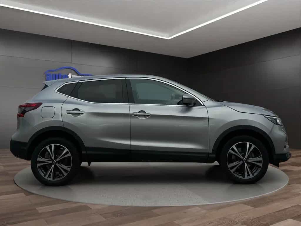 Nissan Qashqai N-Connecta AUTOMATIK°NAVI°LED°KAMERA°SHZ 09/2017-photo-6