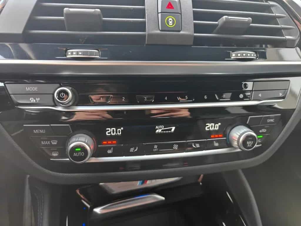 BMW X4 M40D 340PS M-SPORTSITZE ALU 21 ZOLL CAMERA 05/2021-photo-23