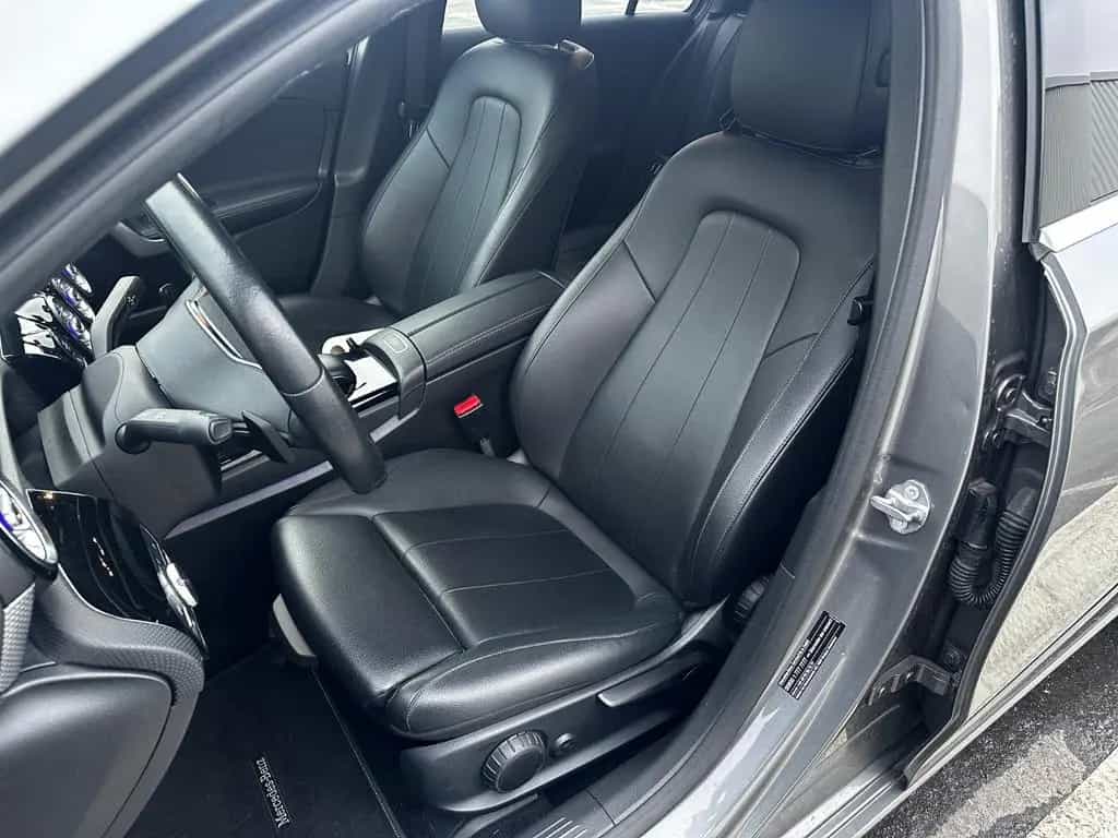 Mercedes-Benz A-Class 200 Edition 19 11/2020-photo-11