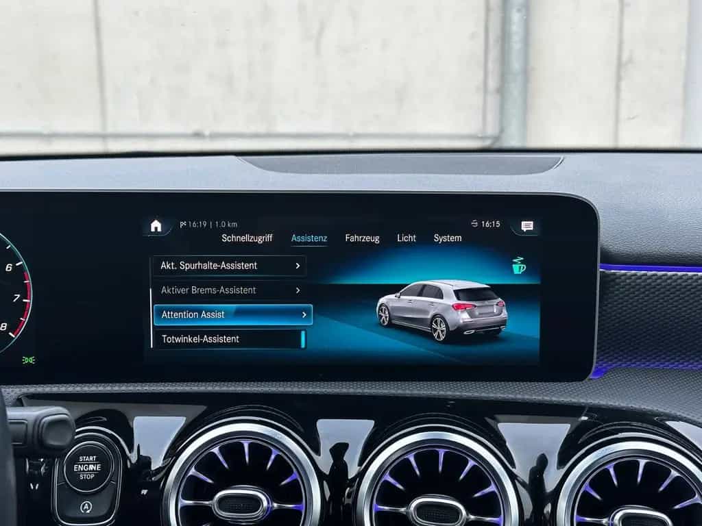 Mercedes-Benz A-Class 200 Edition 19 11/2020-photo-22