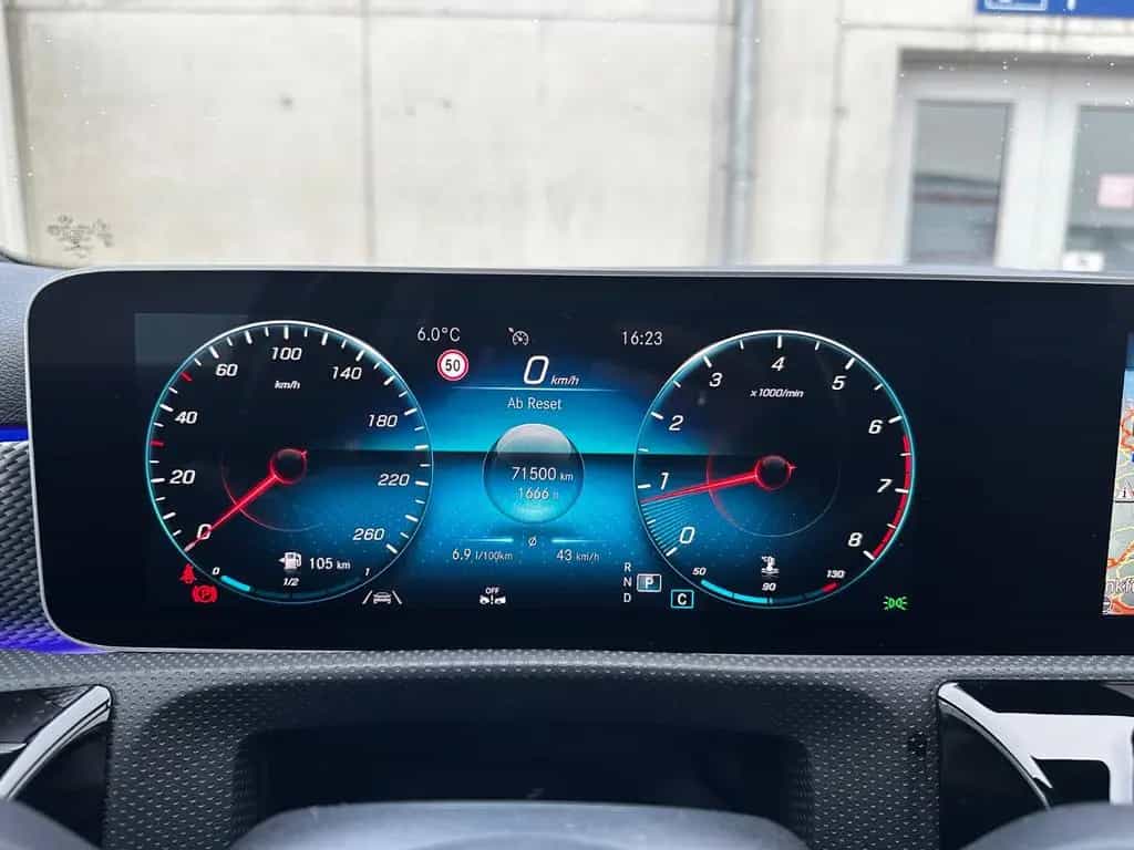 Mercedes-Benz A-Class 200 Edition 19 11/2020-photo-29