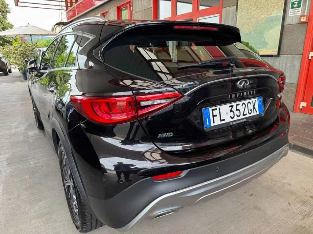 Infiniti QX30 2.2 diesel DCT AWD Executive 10/2017-photo-10