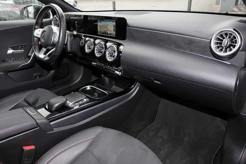 Mercedes-Benz A-Class 200 AMG KAMERA+SPURHALTE+CARPLAY+NIGHT PAKET 02/2022-photo-6