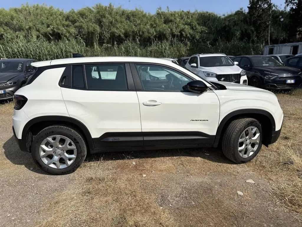Other Jeep Avenger - Avenger 1.2 turbo Altitude fwd 10 11/2024-photo-2