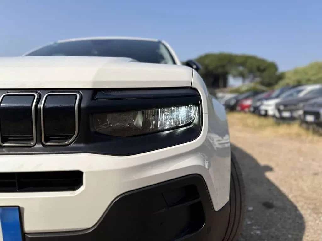 Other Jeep Avenger - Avenger 1.2 turbo Altitude fwd 10 11/2024-photo-4