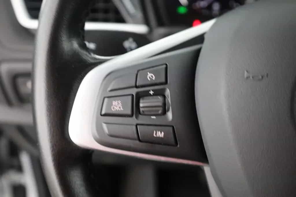 BMW 220 i Active Tourer Sport Line LED Navi Tempomat 01/2019-photo-15