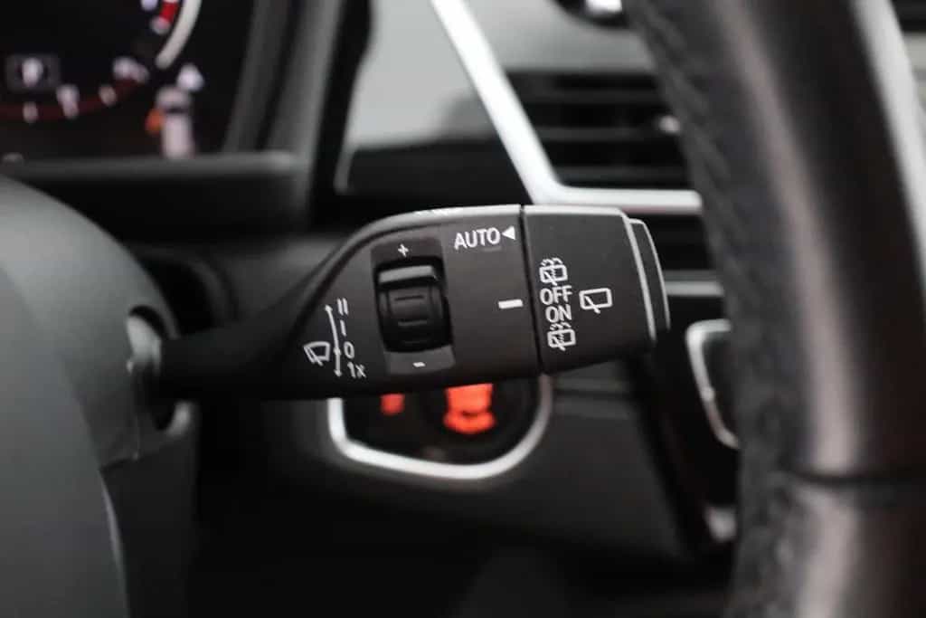 BMW 220 i Active Tourer Sport Line LED Navi Tempomat 01/2019-photo-19