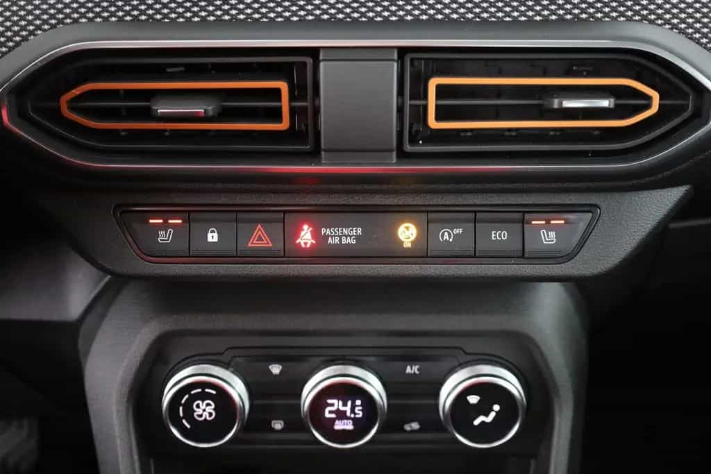 Dacia Sandero Stepway 1.0 TCE Ultimate LED Kamera DAB 01/2023-photo-11