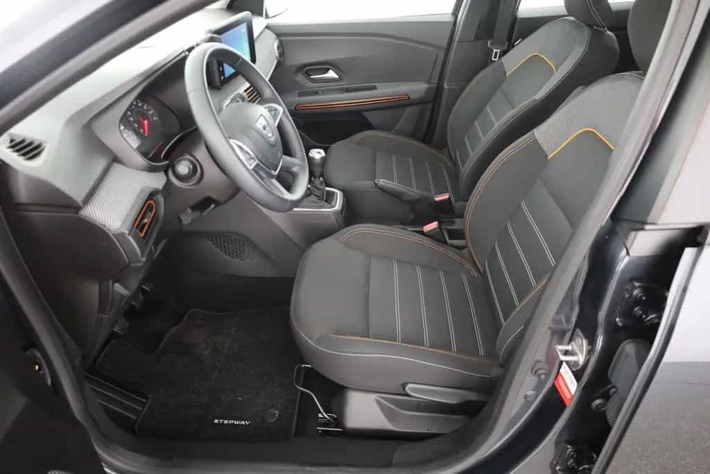 Dacia Sandero Stepway 1.0 TCE Ultimate LED Kamera DAB 01/2023-photo-22