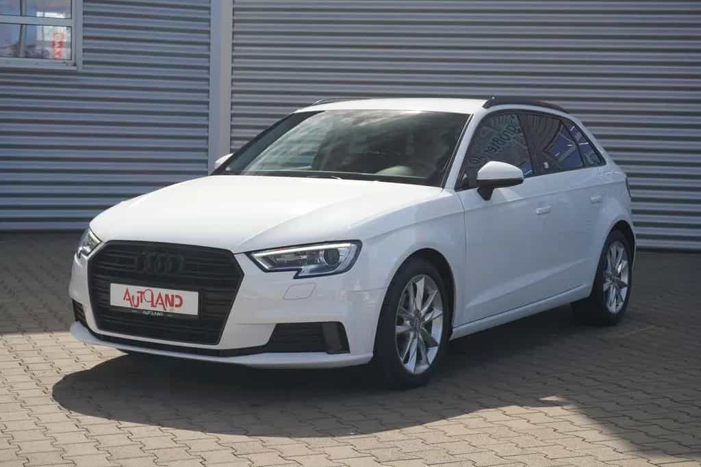 Audi A3 Sportback 1.5 Bi-Xenon Tempomat Sitzheizung 08/2018-photo-1