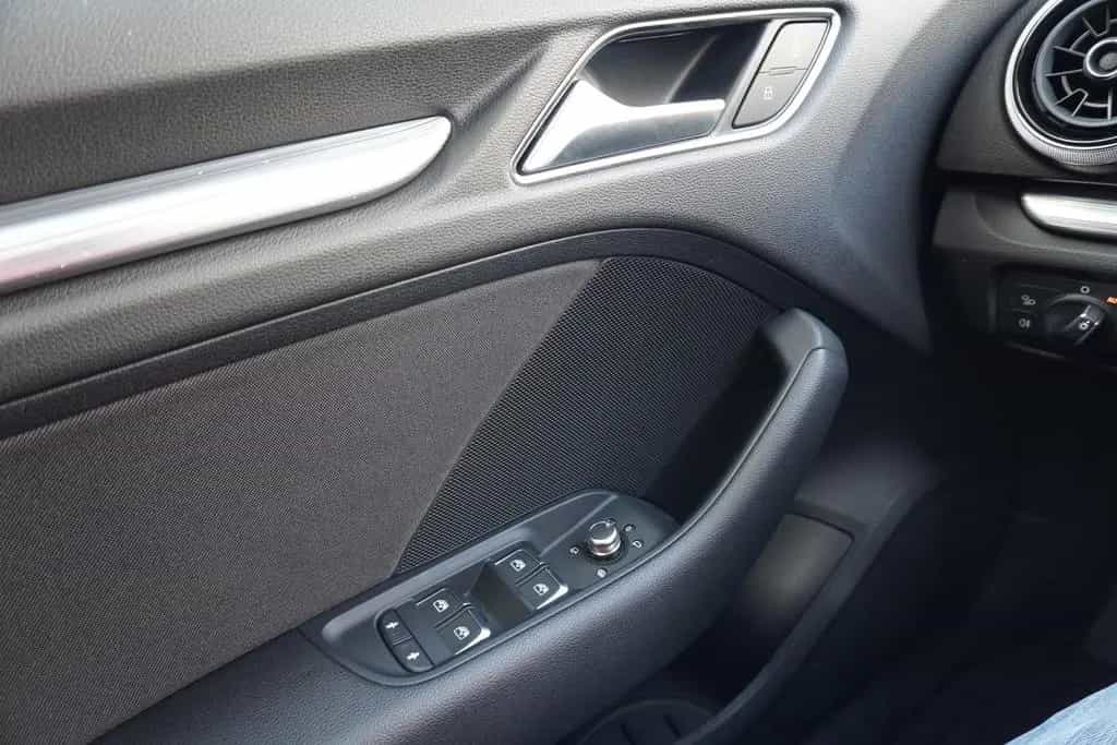 Audi A3 Sportback 1.5 Bi-Xenon Tempomat Sitzheizung 08/2018-photo-19