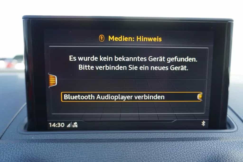 Audi A3 Sportback 1.5 Bi-Xenon Tempomat Sitzheizung 08/2018-photo-23