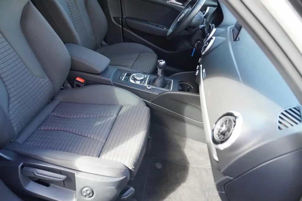 Audi A3 Sportback 1.5 Bi-Xenon Tempomat Sitzheizung 08/2018-photo-29