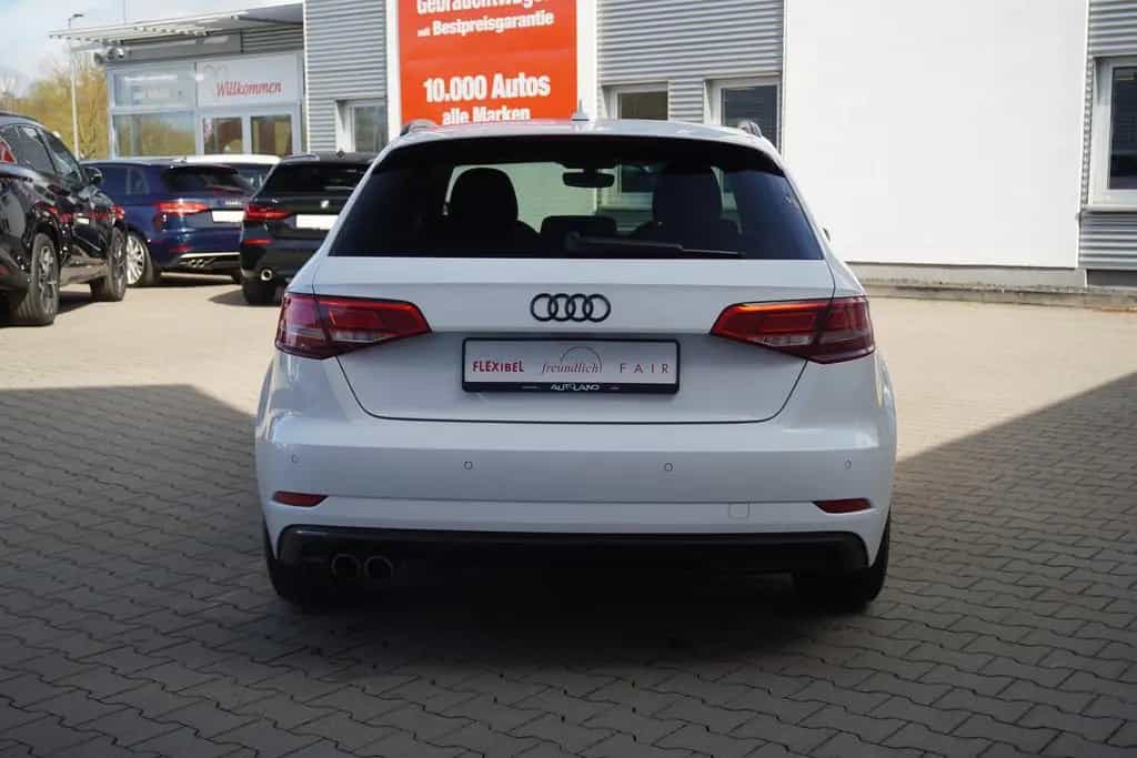 Audi A3 Sportback 1.5 Bi-Xenon Tempomat Sitzheizung 08/2018-photo-6