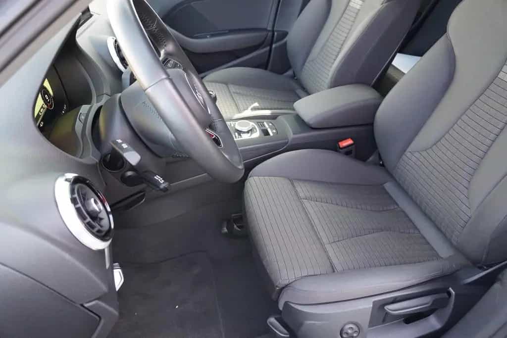Audi A3 Sportback 1.5 Bi-Xenon Tempomat Sitzheizung 08/2018-photo-9
