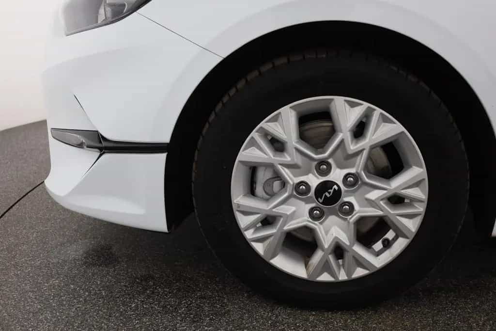 Kia Ceed SW 1.5 T-GDI Vision Navi Kamera PDC USB AHK 05/2022-photo-28