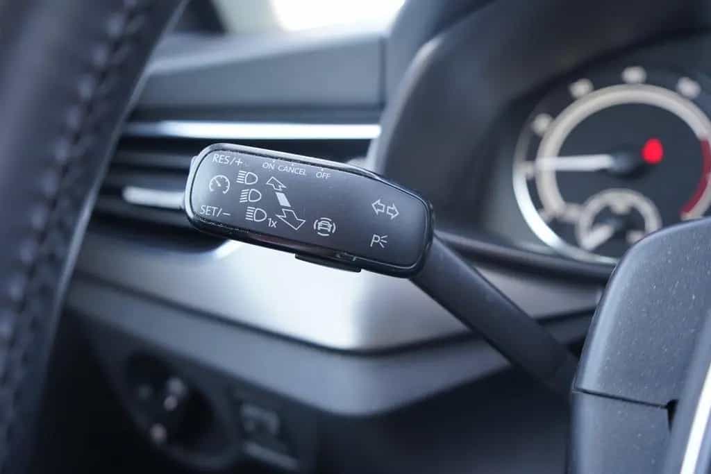 Skoda Kamiq 1.0 TSI Clever LED PDC Sitzheizung DAB USB 07/2021-photo-11
