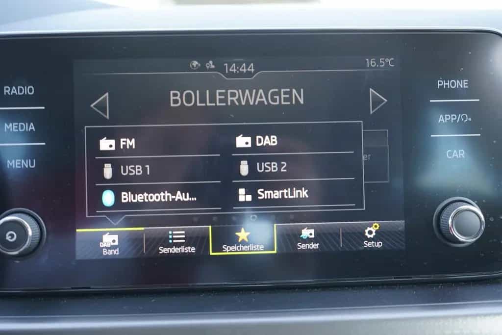 Skoda Kamiq 1.0 TSI Clever LED PDC Sitzheizung DAB USB 07/2021-photo-15